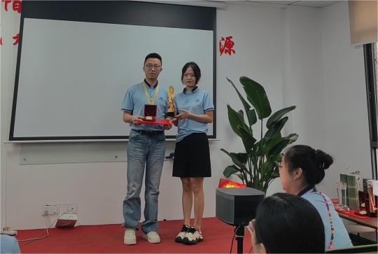 雄達(dá)物流六月盛典